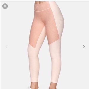 New! Outdoor Voices Two-Tone Warmup Legging